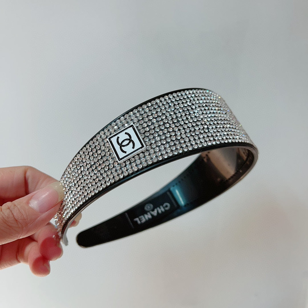 WHITE WITH CRYSTALS HAIRBAND RESIN FOR WOMEN 124679