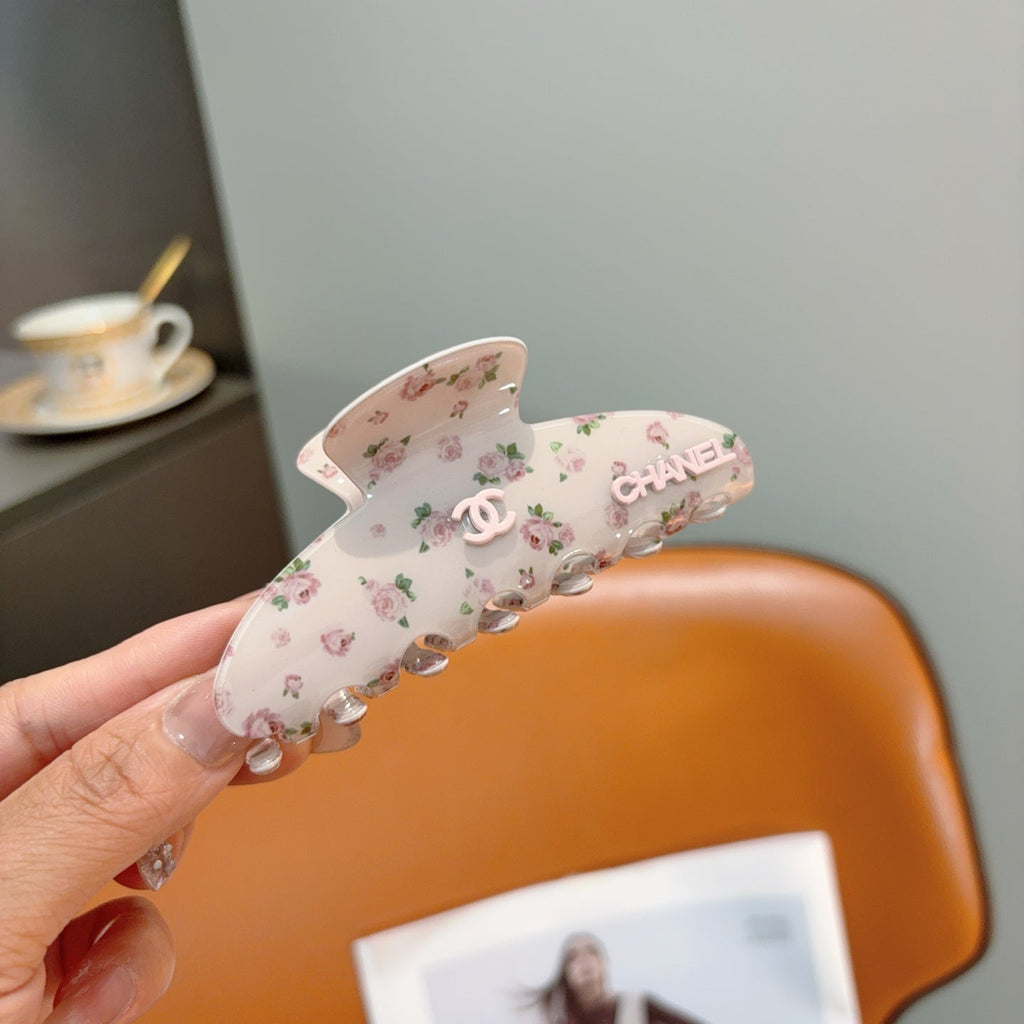 CC 26s Claw Hair Clip 210140