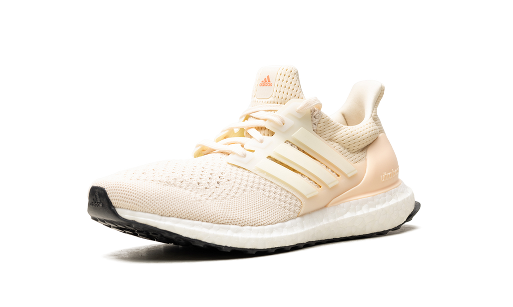 ULTRABOOST 1.0 WMNS "Ecru Tint / Semi Coral Fusion" HQ4208
